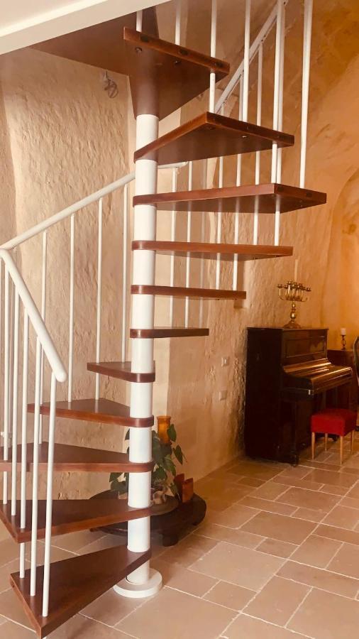Ccc Isabel Luxury Ccc Matera